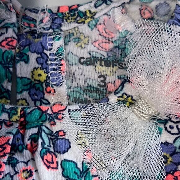 🛍 Cute Little Girls Top Size 3 Months 🛍 - Picture 2 of 3